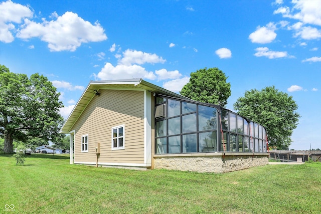 800 N 400 W, Bargersville, IN 46106 - view of side of home with a lawn