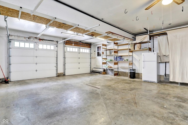 800 N 400 W, Bargersville, IN 46106 - garage with freestanding refrigerator