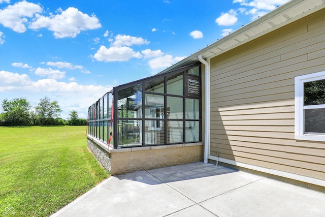 800 N 400 W, Bargersville, IN 46106 - doorway to property with a patio and a yard