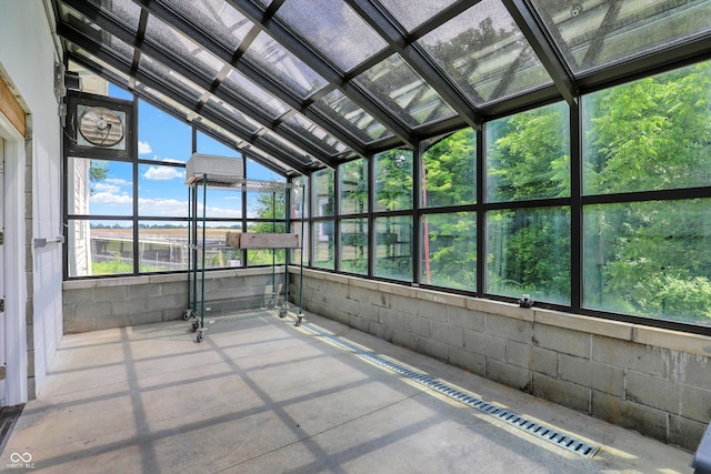 800 N 400 W, Bargersville, IN 46106 - unfurnished sunroom featuring lofted ceiling