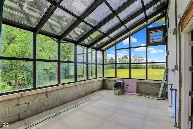800 N 400 W, Bargersville, IN 46106 - unfurnished sunroom with vaulted ceiling