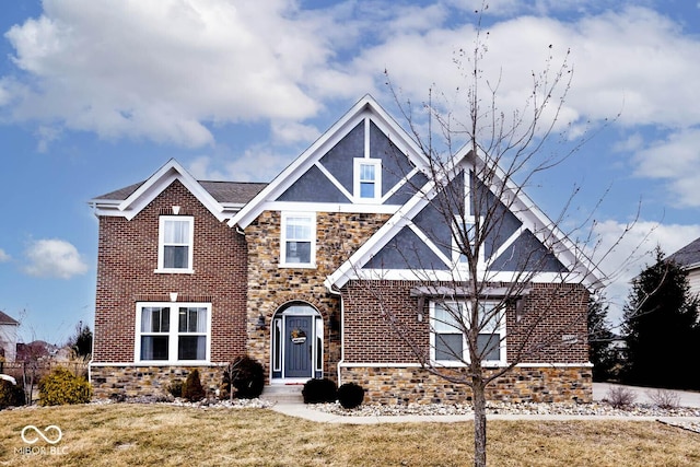 view of front of house with a front yard