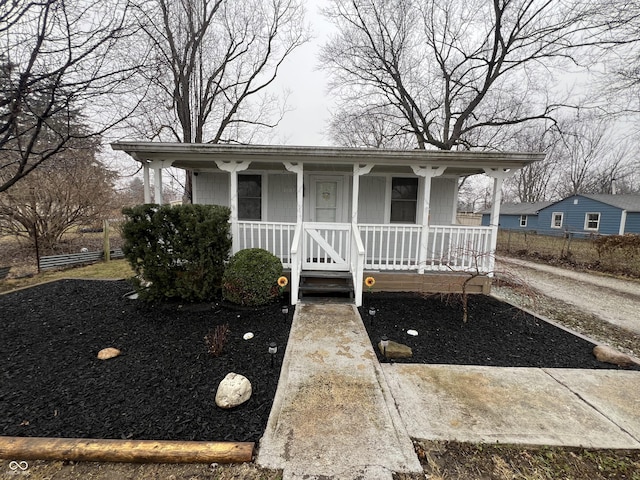 view of front of home featuring a porch