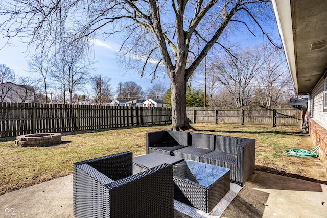 view of patio featuring a fire pit