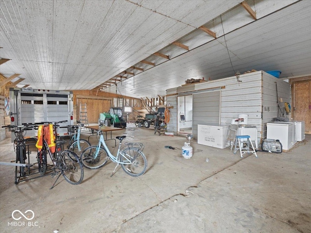 garage featuring washer / clothes dryer