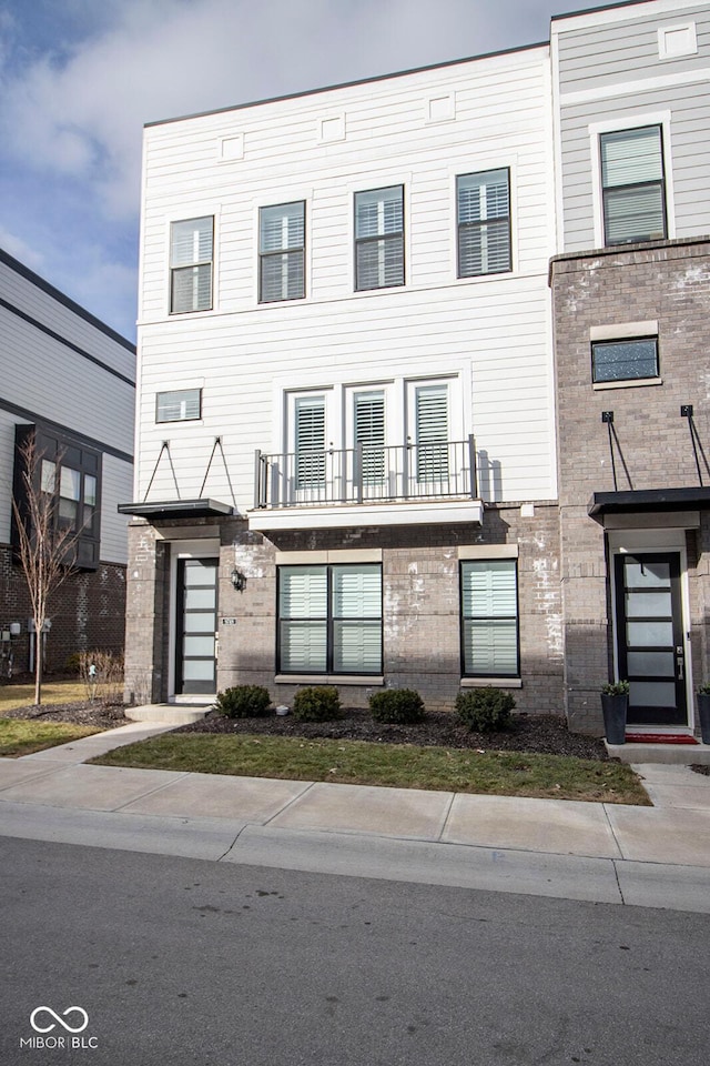 view of townhome / multi-family property