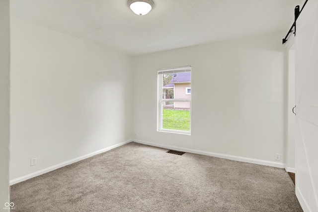 952 N Concord St, Indianapolis, IN 46222 - spare room featuring carpet