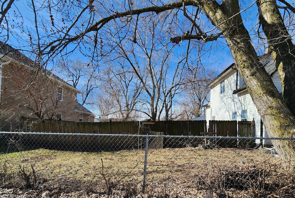414 Harlan St, Indianapolis, IN 46201 - photo 2