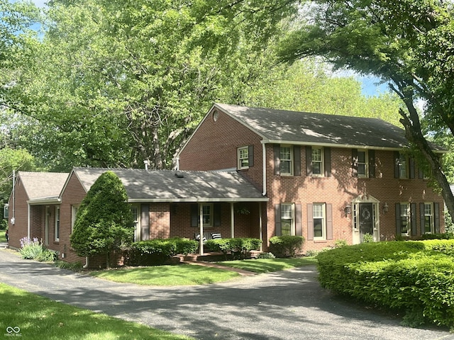 925 Forest Dr, Anderson, IN 46011 - photo 1