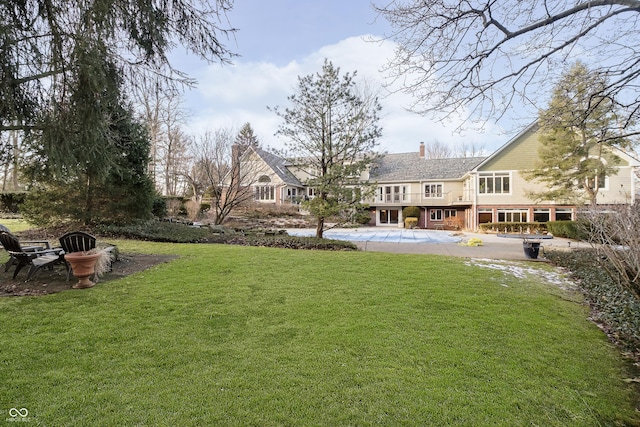 view of yard with a patio area