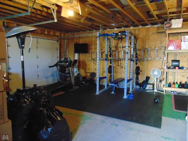 workout room featuring a garage