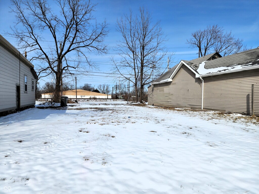 2422 E Brookside Ave, Indianapolis, IN 46218