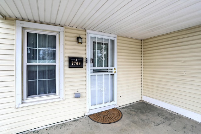 view of entrance to property