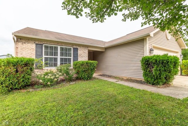 7352 Graymont Dr, Indianapolis, IN 46221 - photo 2