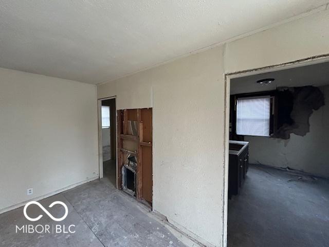 view of unfurnished living room