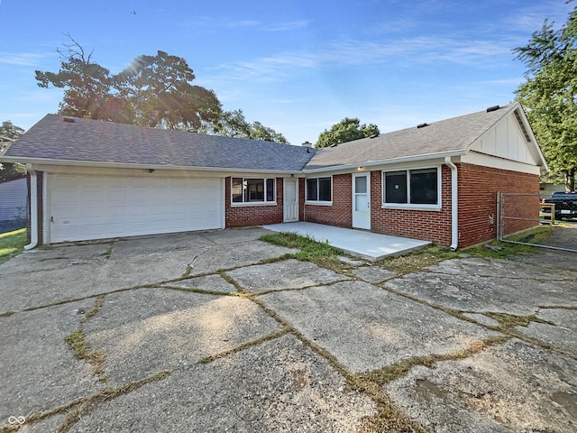 17 Crestview Dr, Greenwood, IN 46143 - photo 8