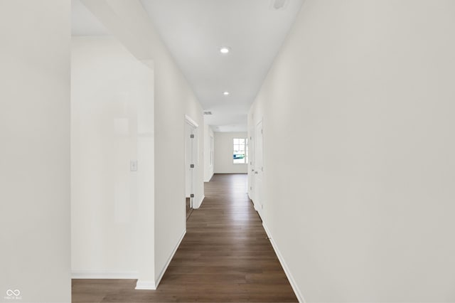 19714 Highclere Ln, Sheridan, IN 46069 - corridor featuring dark wood finished floors, baseboards, and recessed lighting