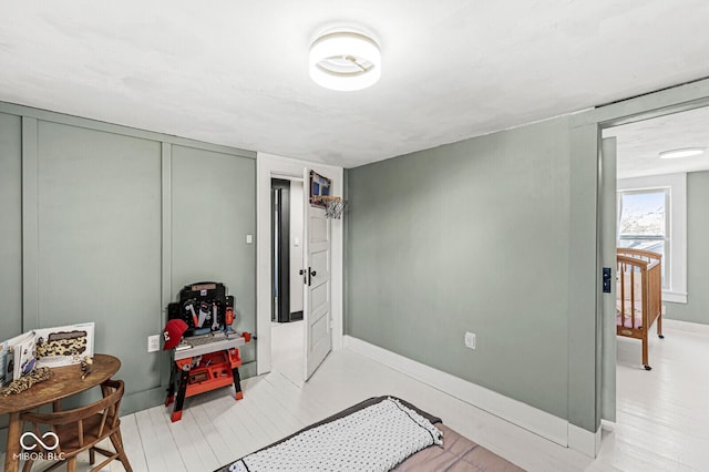 bedroom with baseboards