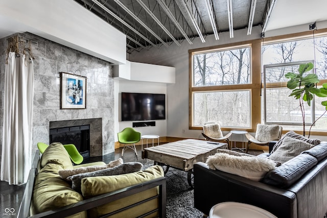 living room featuring a fireplace