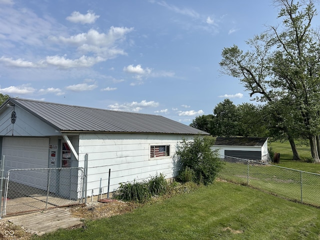 245 W Dixie Bee Rd, Veedersburg, IN 47987 - view of outdoor structure