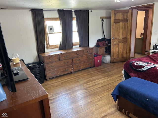 245 W Dixie Bee Rd, Veedersburg, IN 47987 - bedroom with light wood-style floors