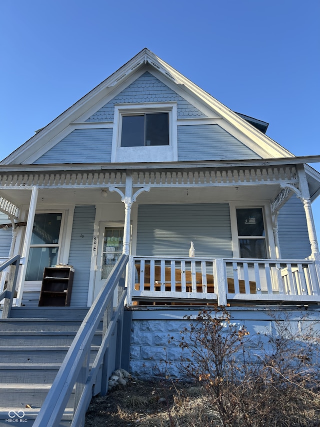 30 E Warren St, Peru, IN 46970 - view of front of property featuring a porch