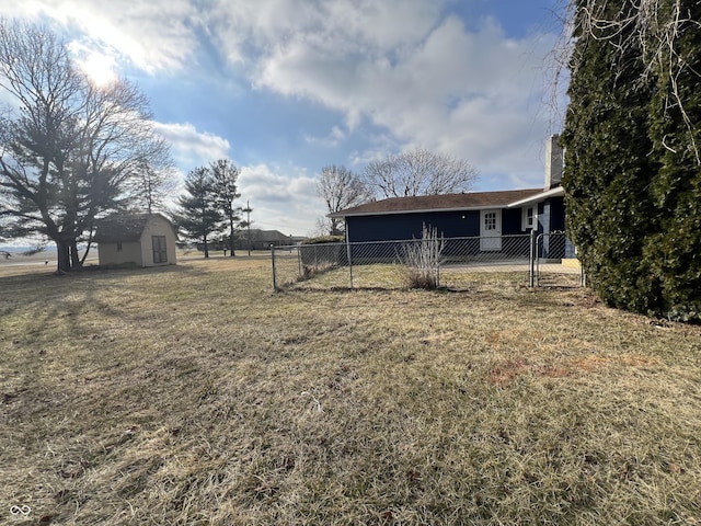 662 S County Road 150 W, Greensburg, IN 47240 - view of yard featuring a storage shed
