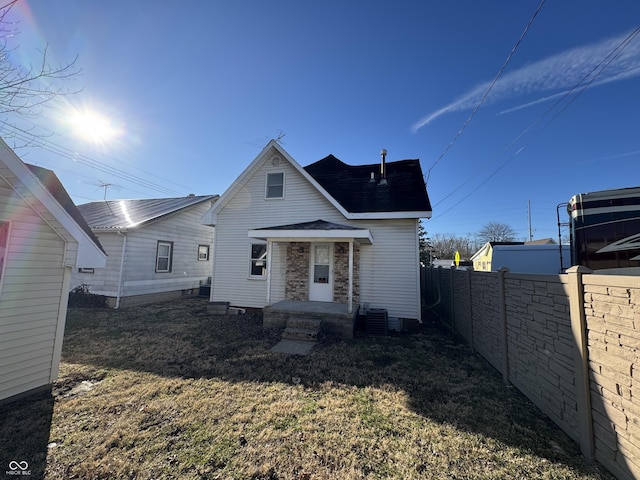 324 W 1st St, Rushville, IN 46173 - photo 24