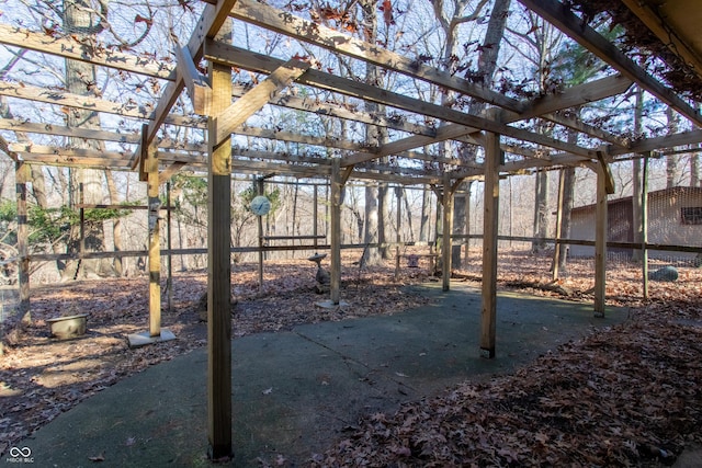 view of yard featuring a patio area and a pergola