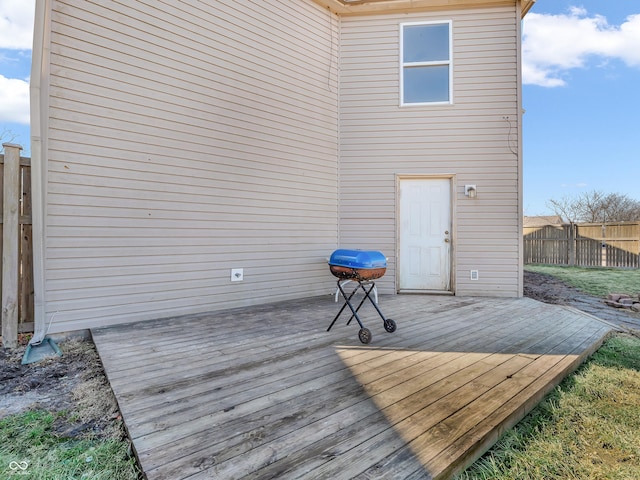 deck featuring fence