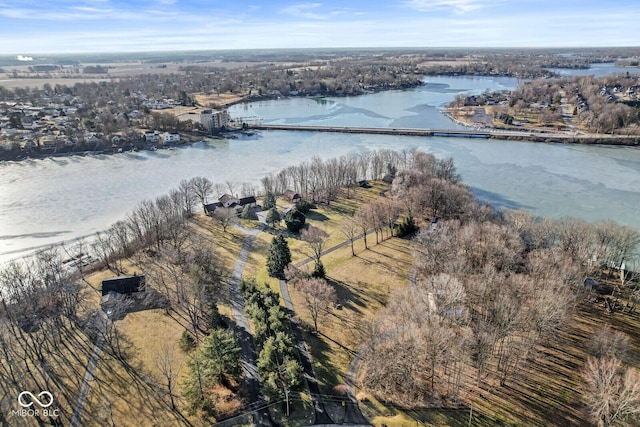 bird's eye view featuring a water view