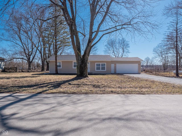 view of front of house featuring a garage and driveway