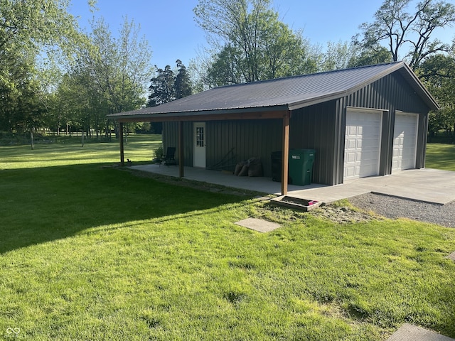 5533 Wilson Way, Jamestown, IN 46147 - garage featuring a detached garage