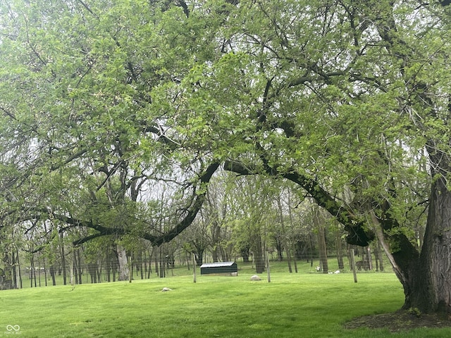 5533 Wilson Way, Jamestown, IN 46147 - view of home's community with a yard