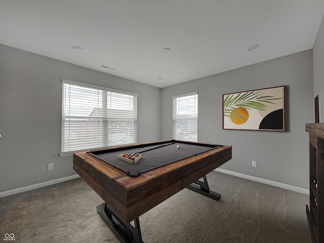 playroom with baseboards, visible vents, and carpet flooring