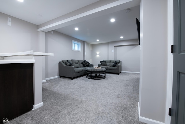 living area with baseboards, carpet flooring, and recessed lighting