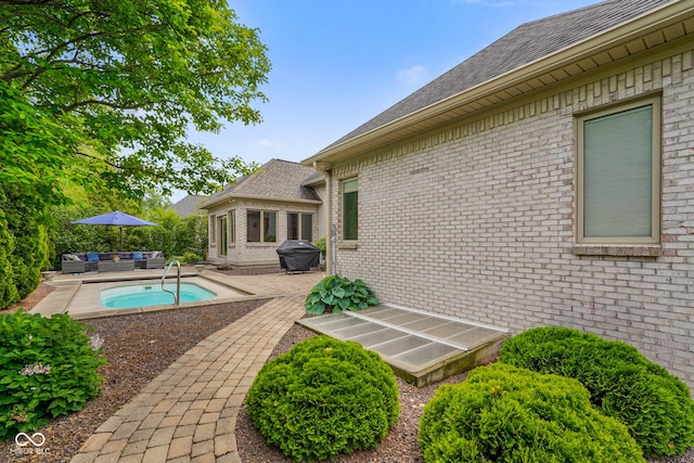 286 S Woodridge Dr, Pittsboro, IN 46167 - view of pool featuring an outdoor hangout area, a patio, grilling area, and a pool