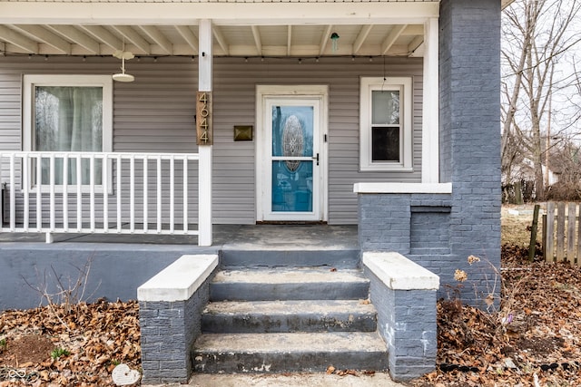 entrance to property with covered porch