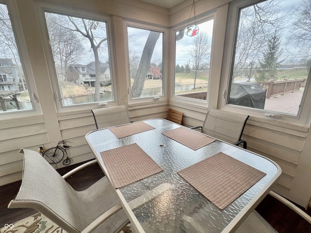 view of sunroom / solarium