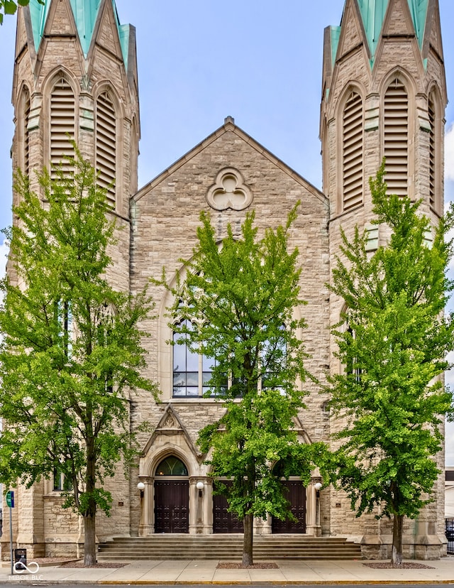 view of building exterior