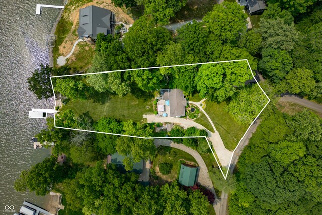 7600 N Blue Heron Dr, Unionville, IN 47468 - aerial overview of property's location with property boundaries highlighted and a large body of water
