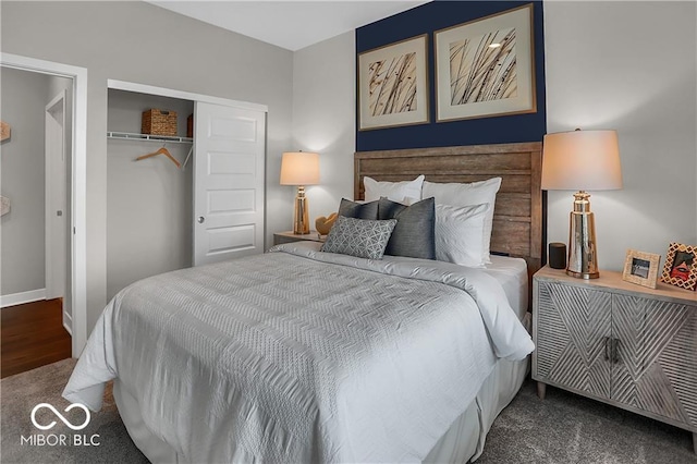 bedroom with a closet and baseboards