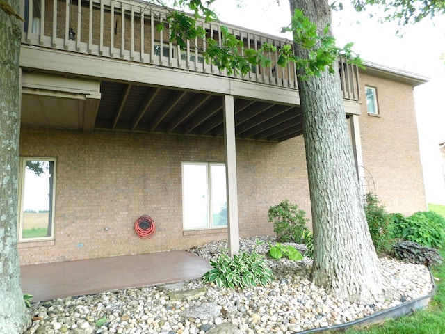 1229 E Tara Rd, Greensburg, IN 47240 - view of side of property featuring brick siding