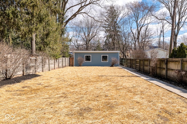 view of yard featuring a fenced backyard