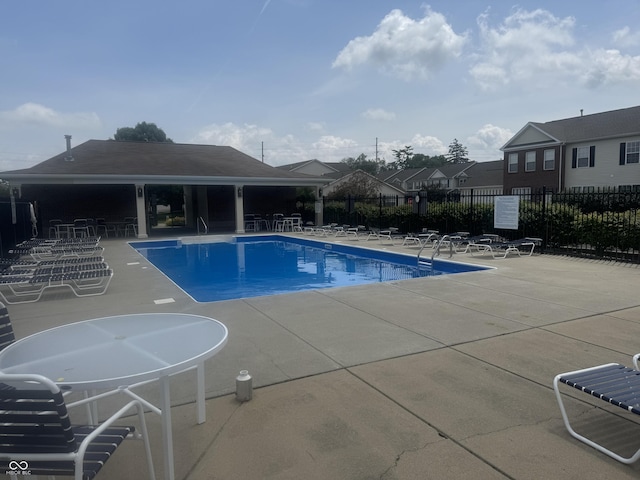 14309 Shooting Star Dr, Noblesville, IN 46060 - community pool with a patio area