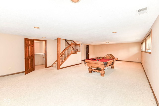 rec room with light carpet, billiards, visible vents, and baseboards