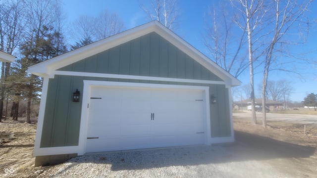 view of detached garage