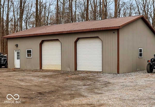 view of detached garage