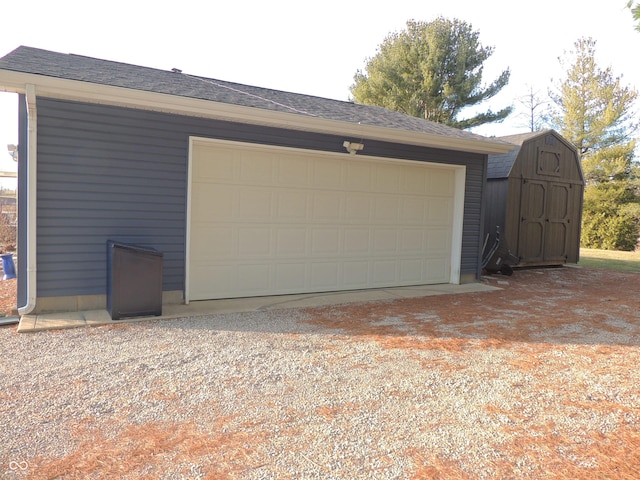 view of detached garage