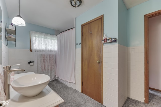 1459 S Josephine St, Martinsville, IN 46151 - full bathroom with tile walls, a sink, wainscoting, and curtained shower
